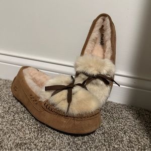UGG ansley shaine slipper moccasin